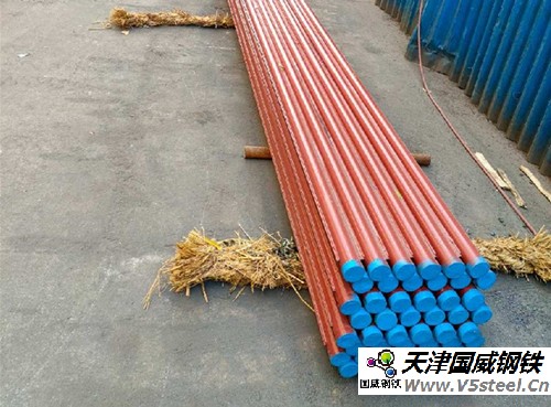 成排螺旋段水冷壁/40×7.5，5根水冷壁管一排，長6米，管節(jié)距55，6片鰭片連接，鰭片規(guī)格15×6，15CrMo